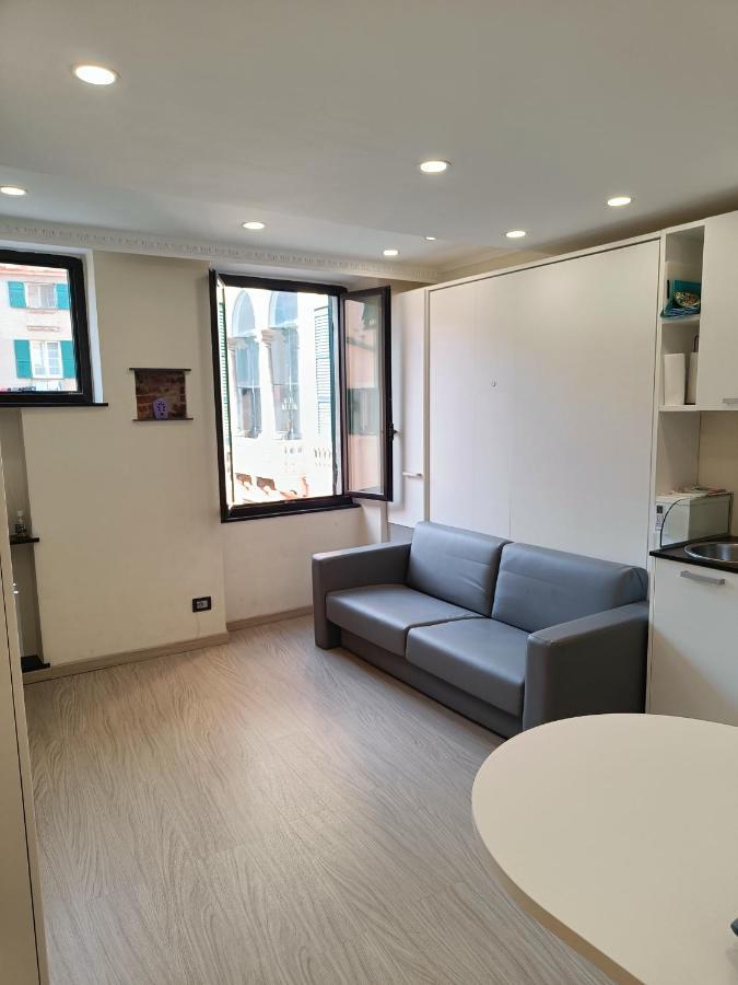Finestra Speciale Su Palazzo Rosso. Monolocale Apartamento Génova