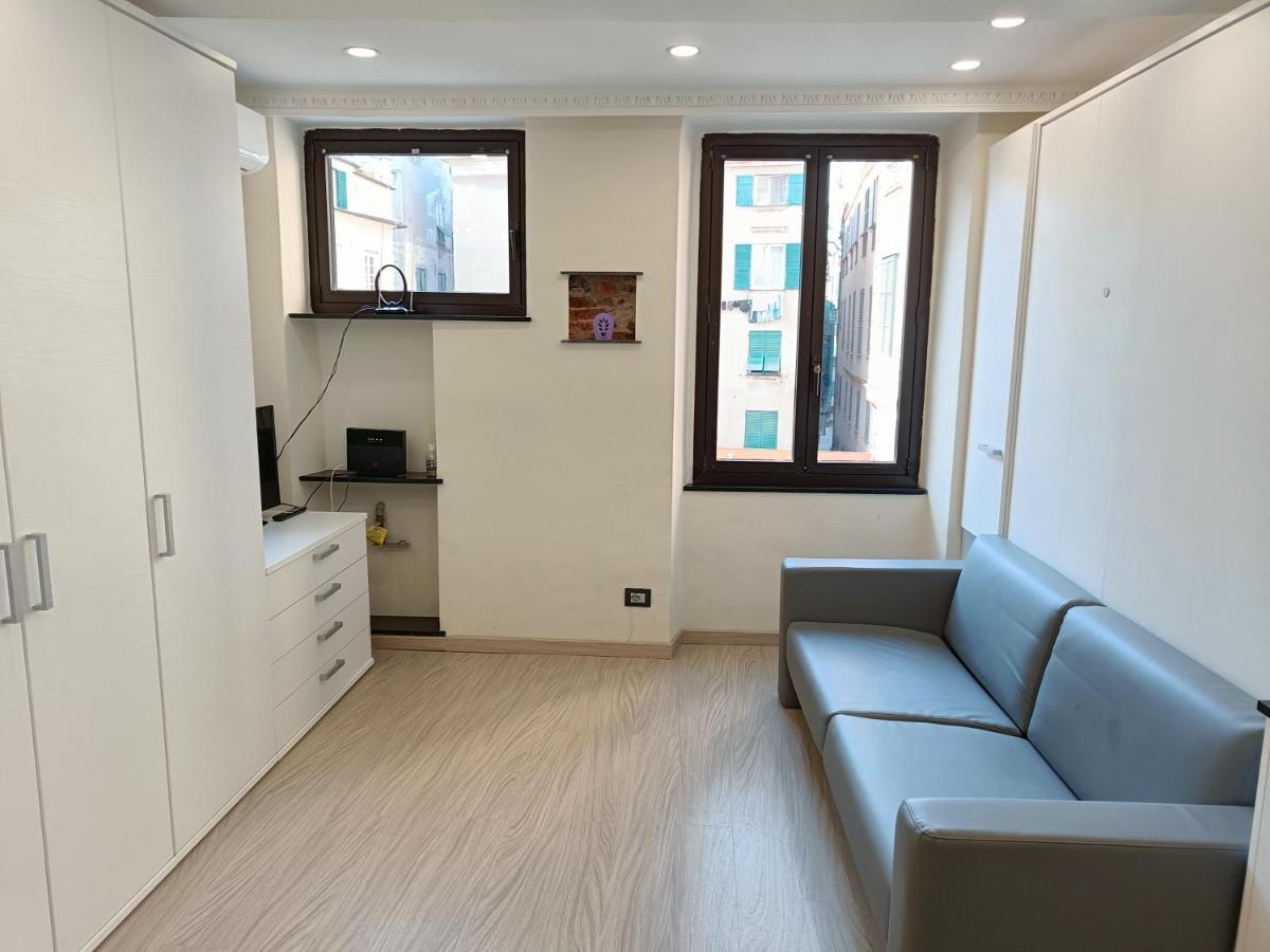 Apartamento Finestra Speciale Su Palazzo Rosso. Monolocale